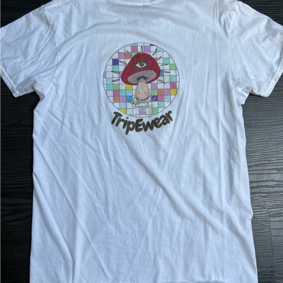 Smoke tshirt - Picture 4 of 4